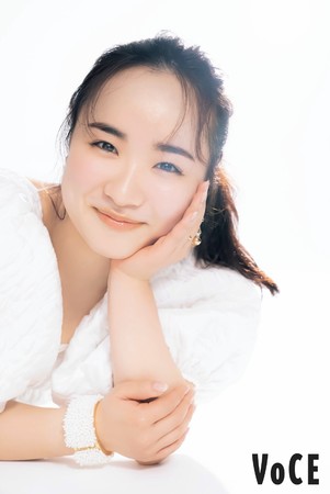 橋本環奈が初のカバーで眼福ビジュアルを披露！ VOCE11月号は9月21日発売！のサブ画像5