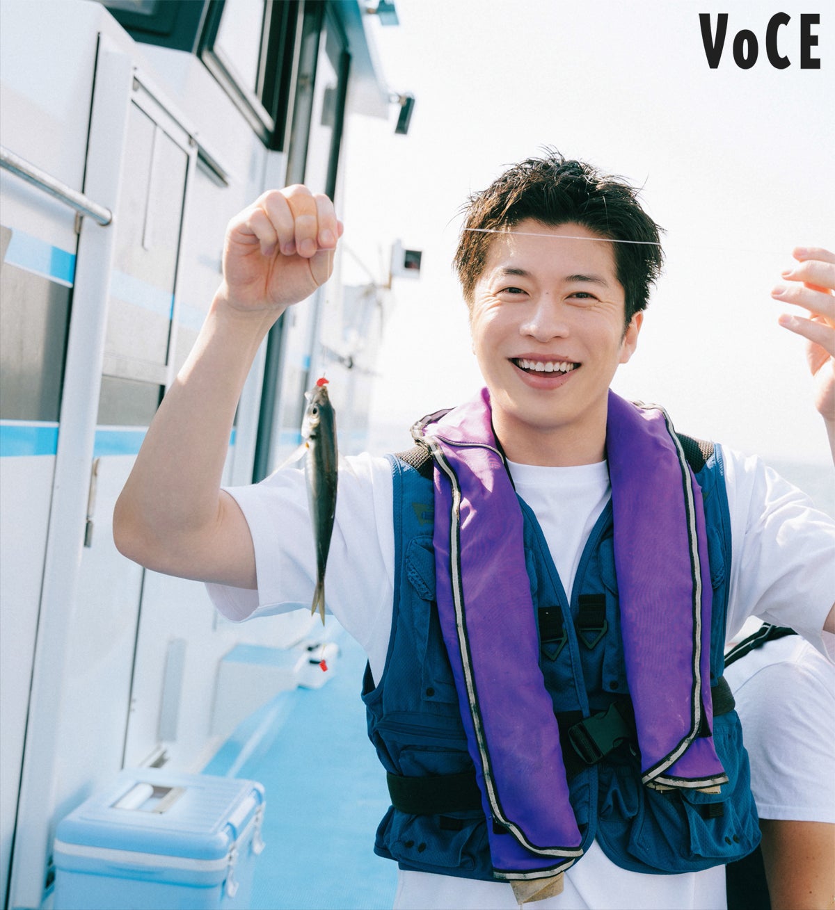 VOCE8月号表紙に美しすぎる新垣結衣が登場！　2022上半期ベストコスメ発表も！のサブ画像4