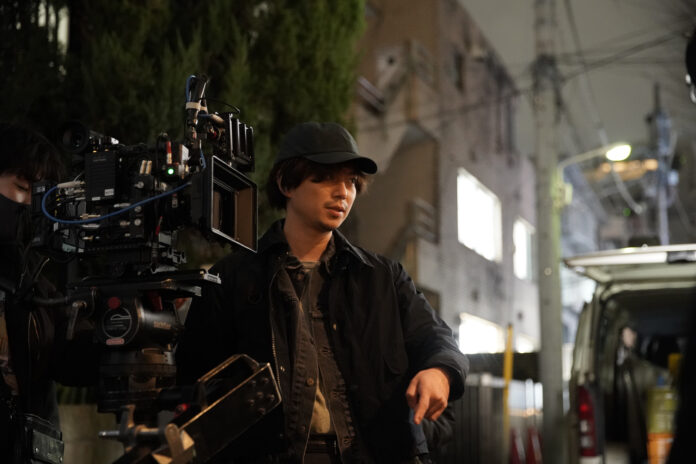 加藤シゲアキが初の監督に挑戦！自ら原作＆脚本＆主演を務めるショートフィルム『渋谷と１と０と』が2022年秋配信スタート！のメイン画像