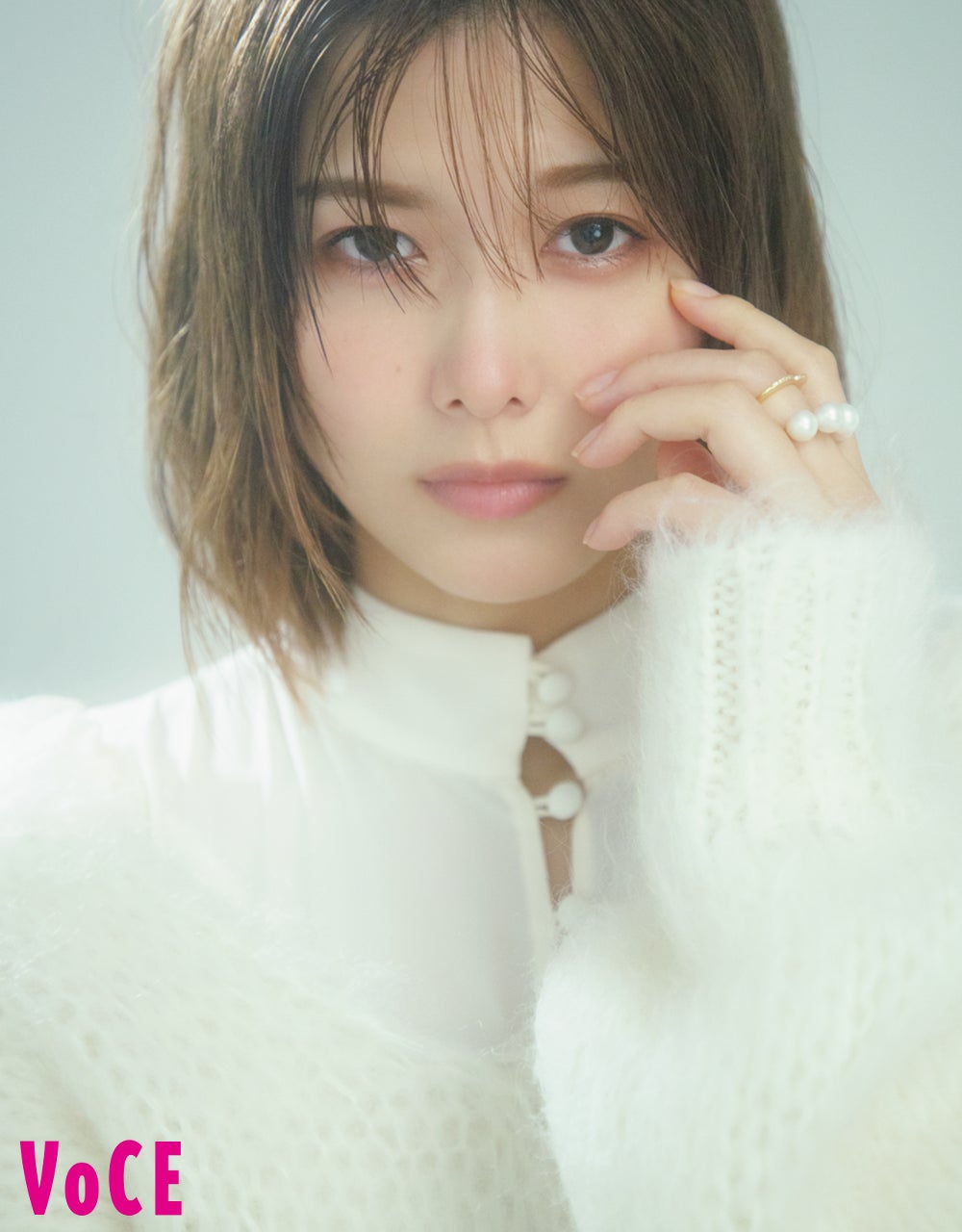 VOCE11月号はマスクをはずしても困らない最新メイク特集　表紙は通常版に吉高由里子、特別版にKis-My-Ft2が登場！のサブ画像5