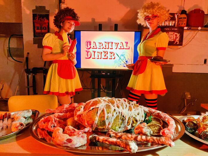 これは本当にお化け屋敷なのか？？ハロウィンロスの皆様へ『ビショック-カニバルダイナー』クリスマスシーズンに再び恐怖のコースメニュー公開のメイン画像