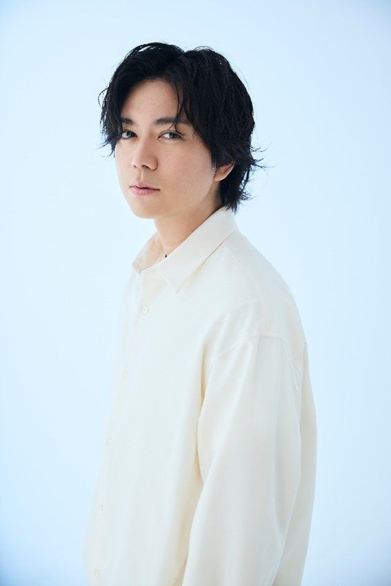 加藤シゲアキ著『オルタネート』（新潮文庫）本日発売！ 累計25万部を突破した直木賞候補、本屋大賞ノミネートの傑作青春小説が待望の文庫化です。のサブ画像4_（C）五十嵐勇生
