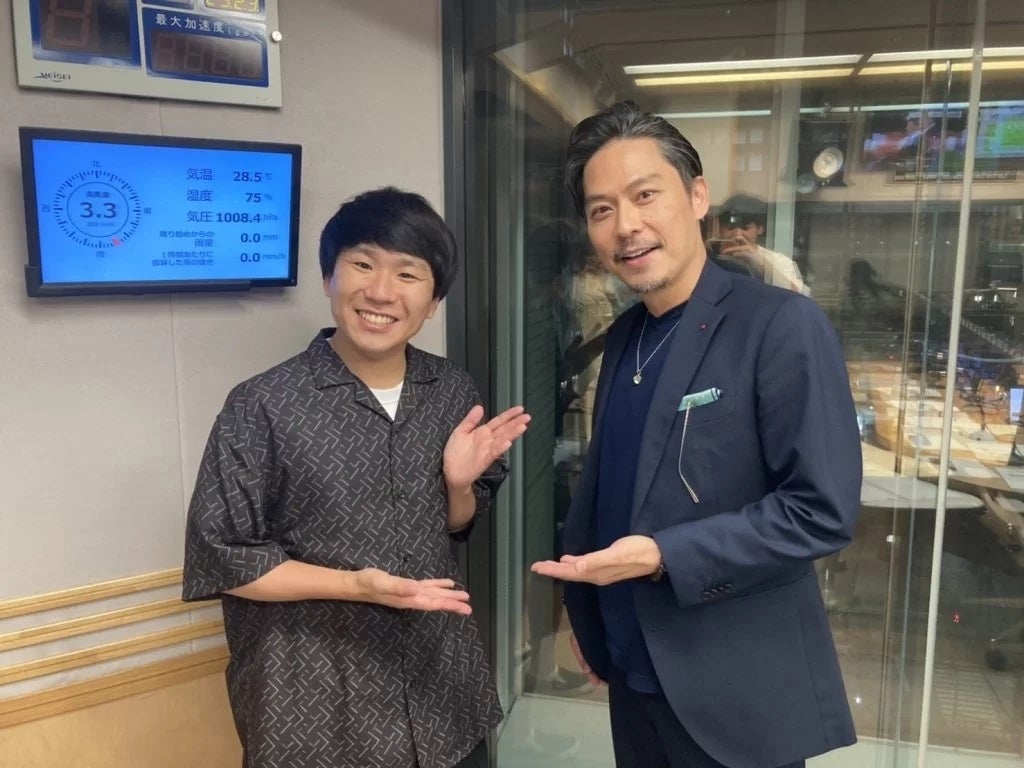 バチェラー司会進行・坂東工が生出演！「今回のバチェラーは…」のサブ画像1_左から）ハナコ・秋山寛貴、坂東工