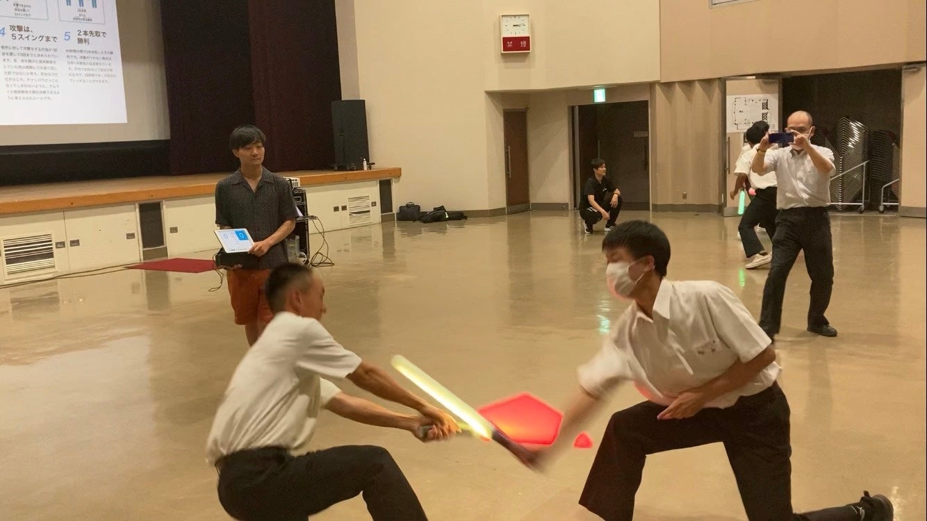 福岡県立八幡高等学校「理数科筑波研究学園都市研修旅行」にて次世代デジタルチャンバラSASSENの体験講義を実施しましたのサブ画像2